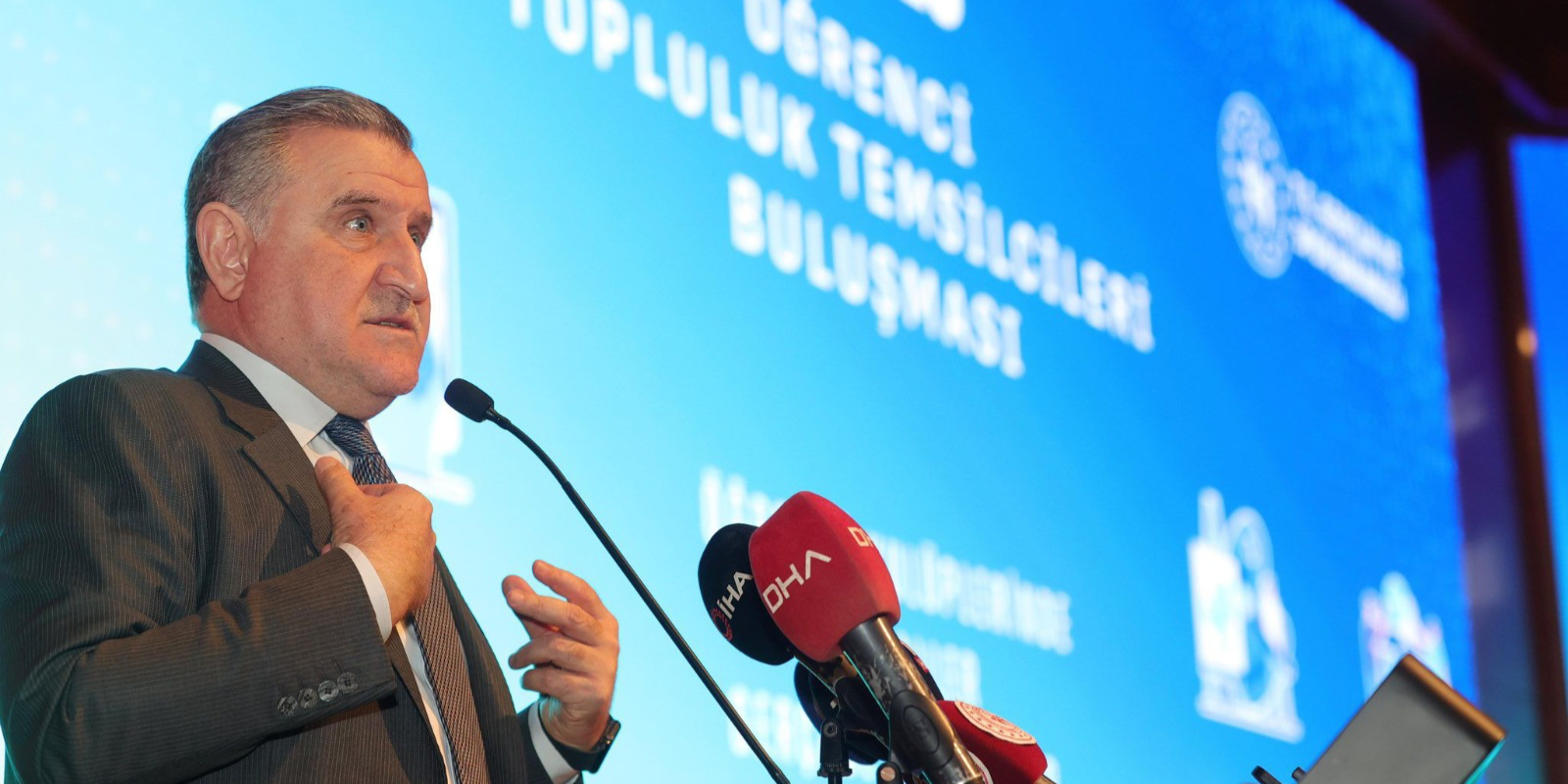 Gençlerin ÜNİDES’e olan ilgisi artıyor