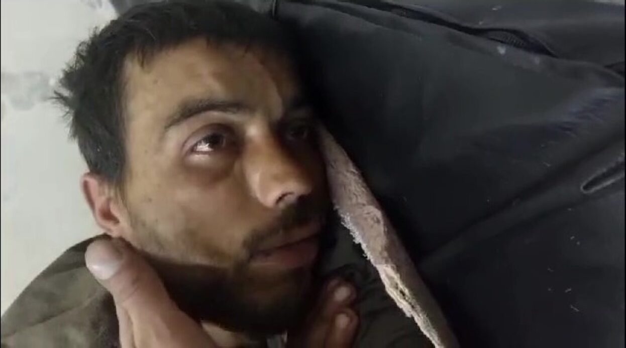 Öldü zannettiği oğlunu 11 yıl sonra Sednaya hapishanesinin açılmasıyla gördü