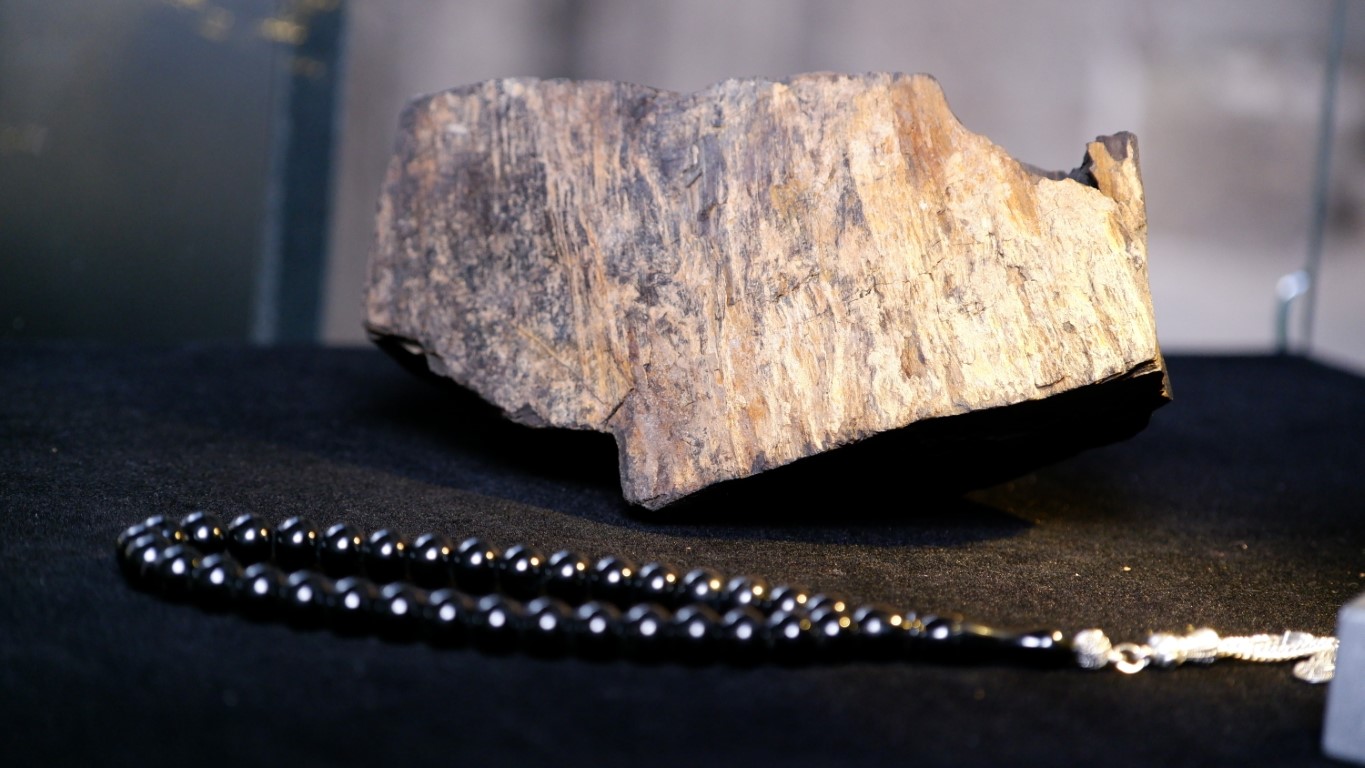 Oltu Taşı’nın hikâyesi: Taş ocağından vitrine