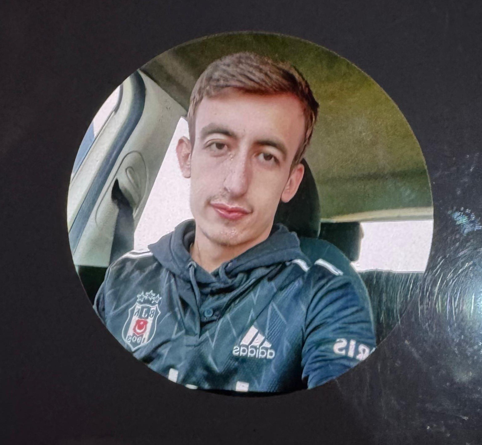 Parti dönüşü yarış yapan araç kamyonun altına girdi: 5 genç öldü