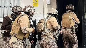 Van dâhil 12 ilde operasyon: 50 tutuklama