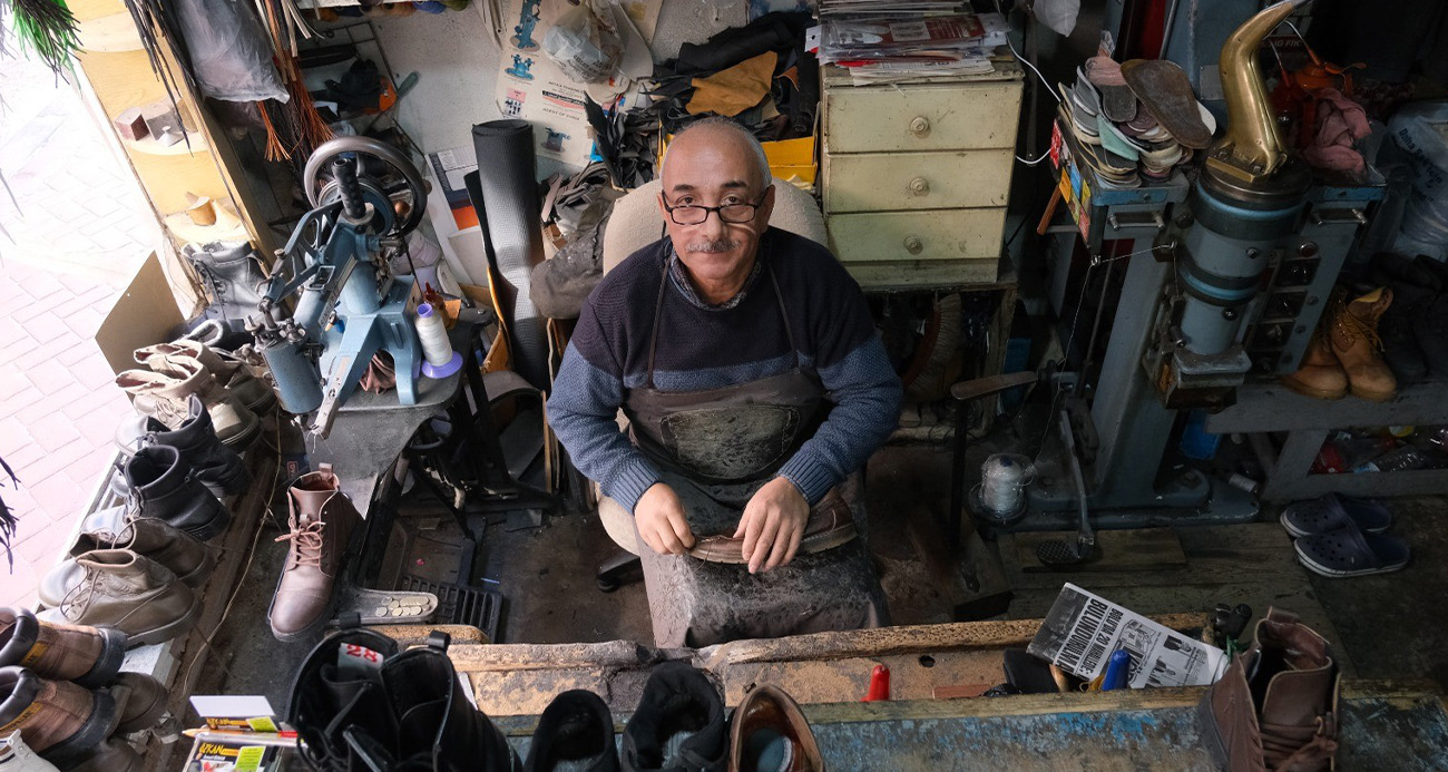 Yarım asırdır aynı dükkânda hizmet veriyor