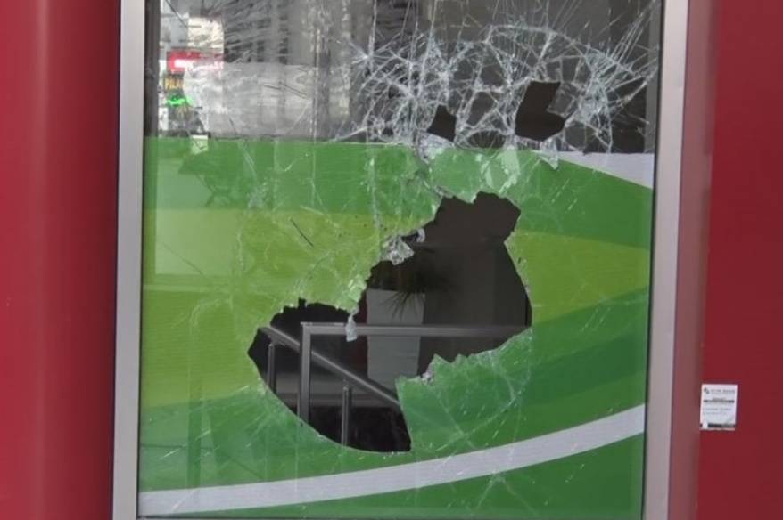 Yenidoğan Çetesi kapsamında kapatılan hastaneye saldırı