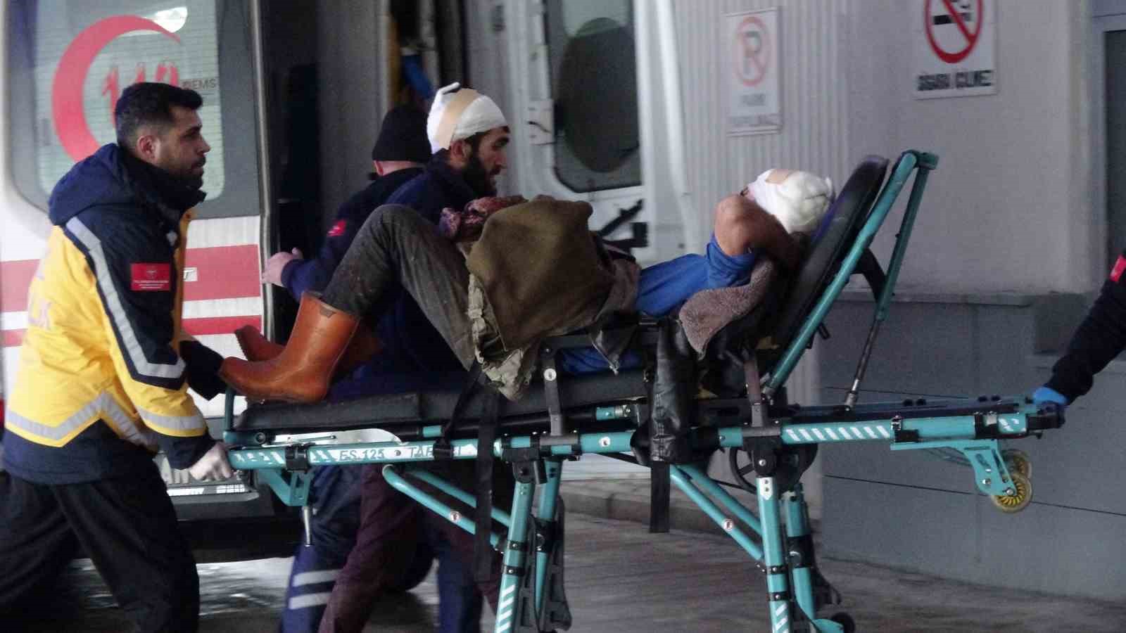 Çiftlikte taşlı sopalı kavga: 6 yaralı