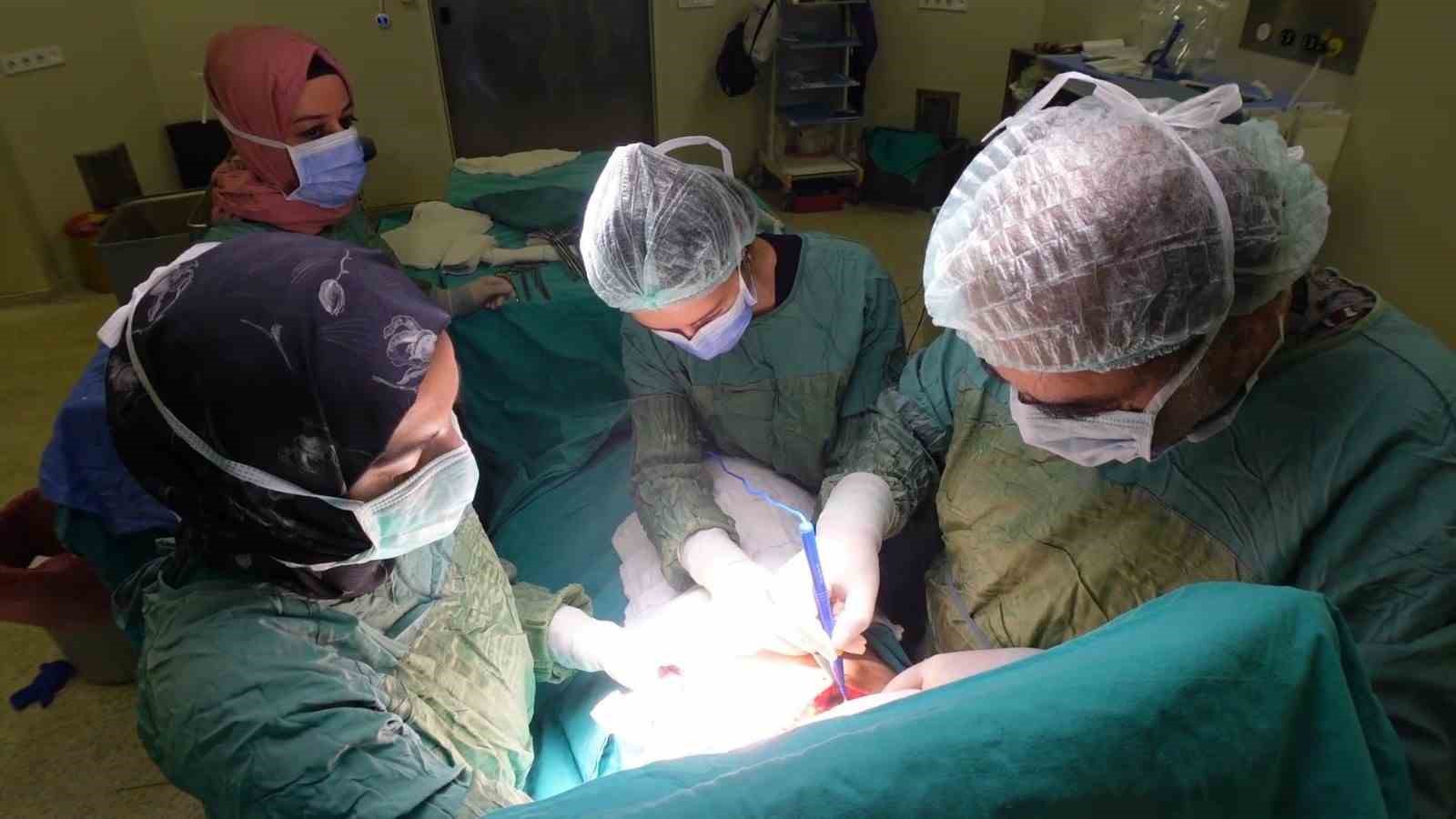 Dikkat! Sigara ve alkol komplikasyonları tetikliyor