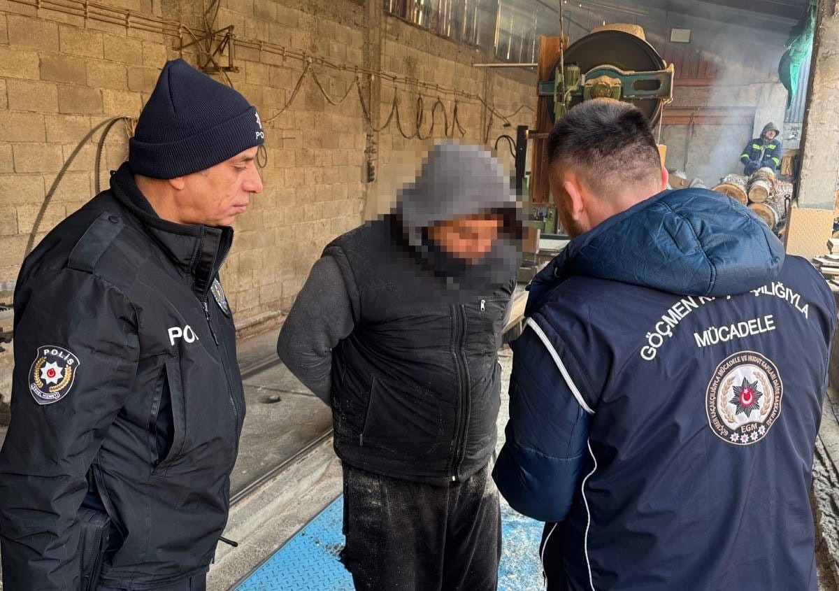 Düzensiz göç ile mücadele sürdürülüyor