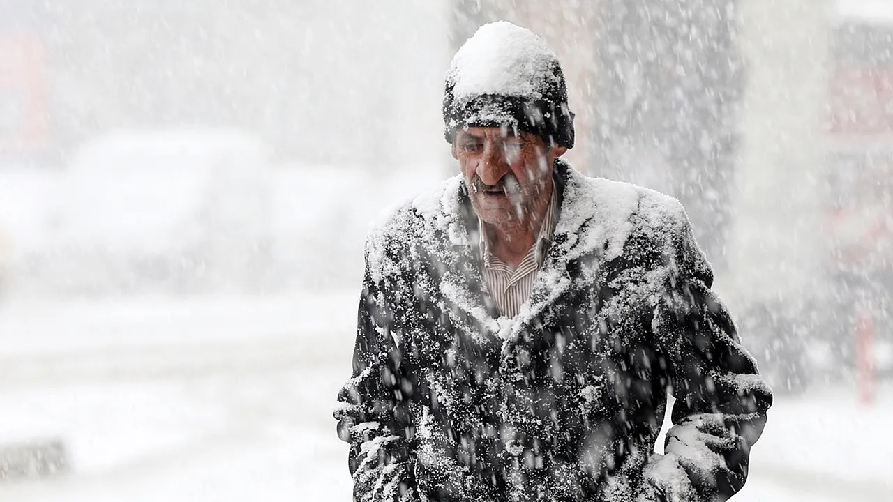 Van Valiliği bölge illerini uyardı: Kar yağışı bekleniyor!