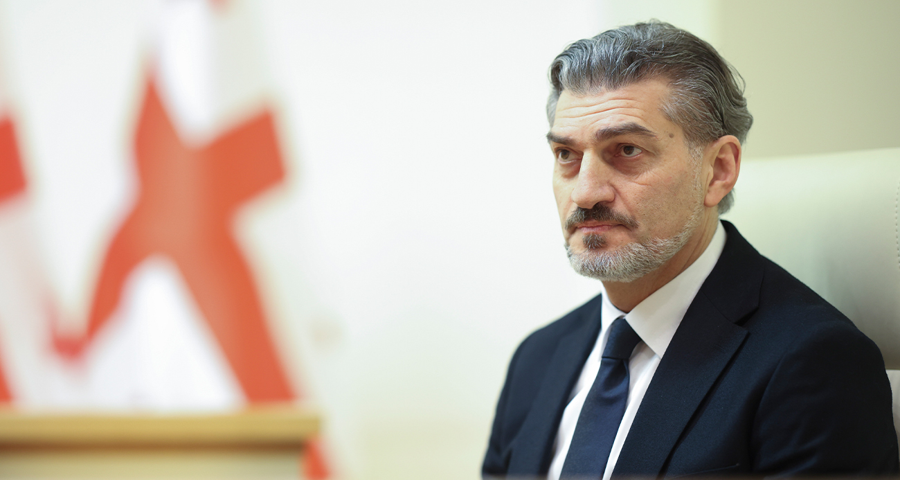 Gürcistan’ın yeni Cumhurbaşkanı eski futbolcu Kavelaşvili oldu