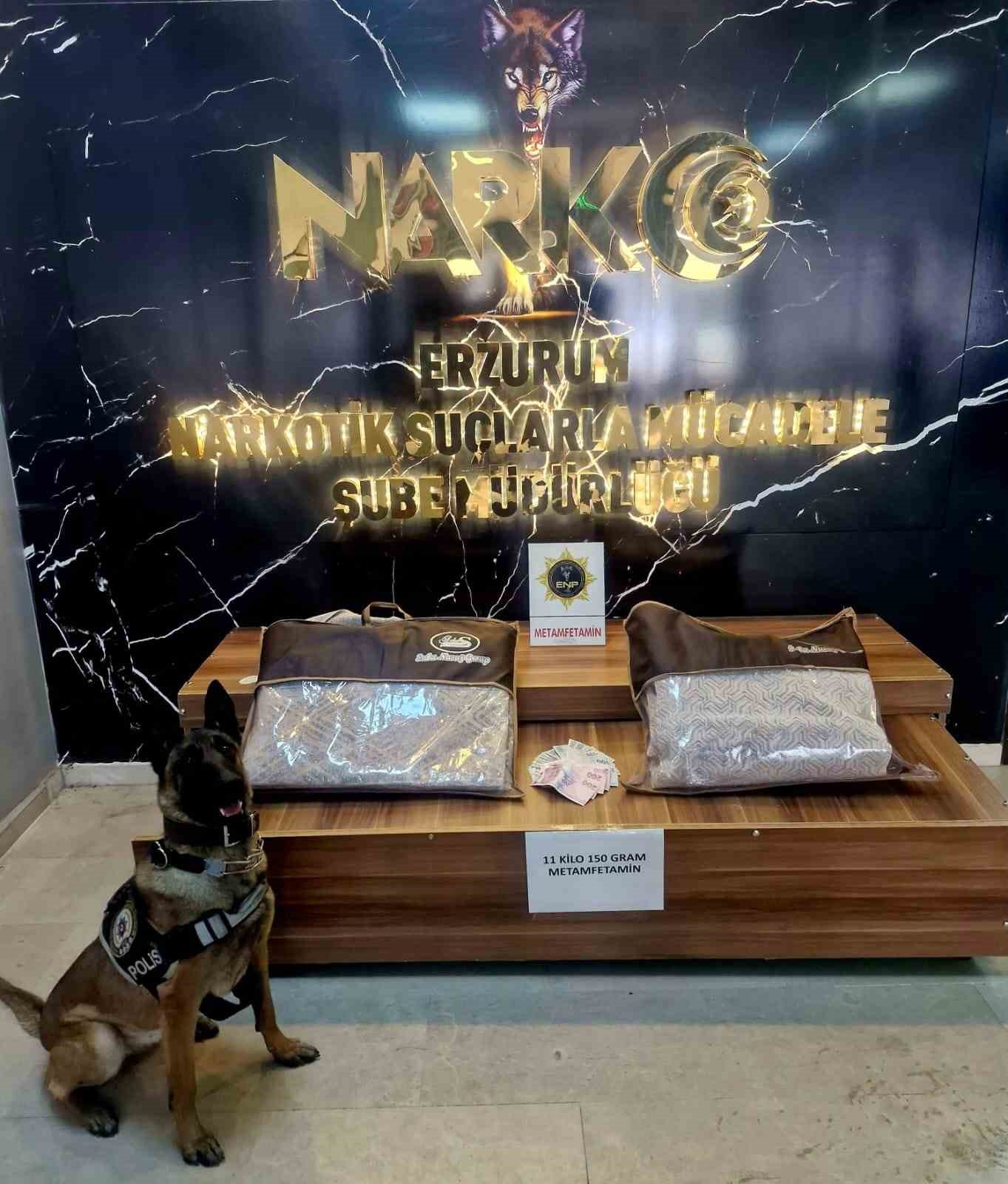 İranlı bir şahıs üzerinde 11 kilo 150 gram metamfetamin yakalandı