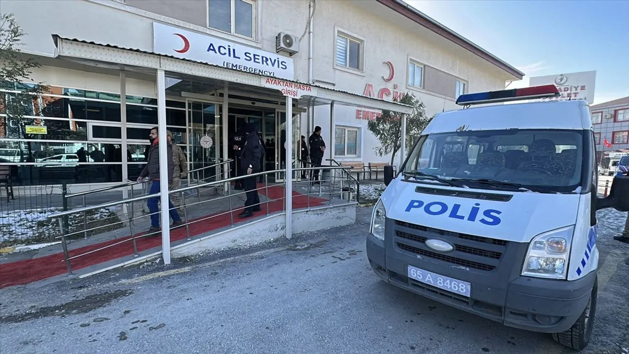 Van’da iki aile arasında kavga: 15 yaralı