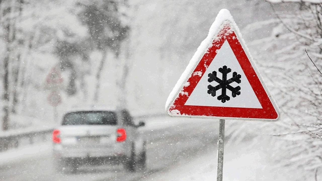 Van’da sis ve buzlanma alarmı! Meteoroloji uyardı