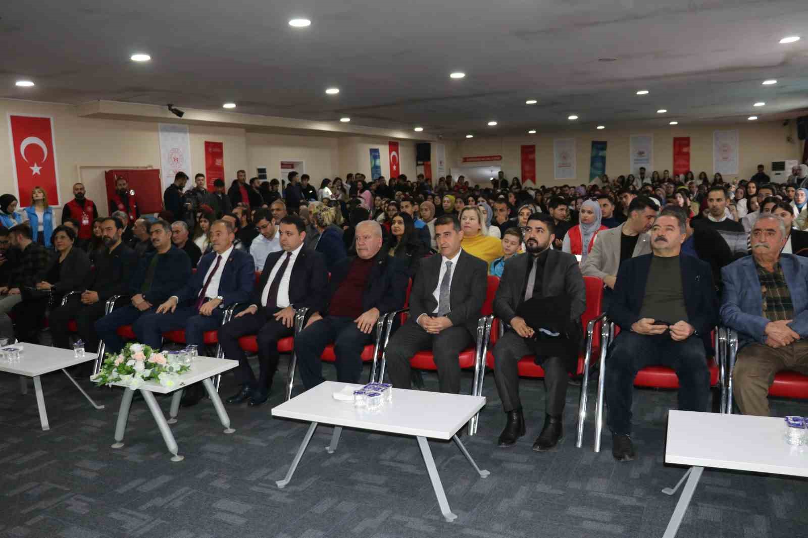 Vanlı gençlerden rekor başvuru