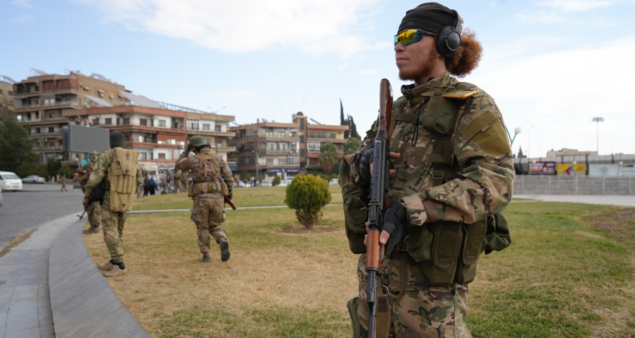 Şam’da askerler gövde gösterisi yaptı