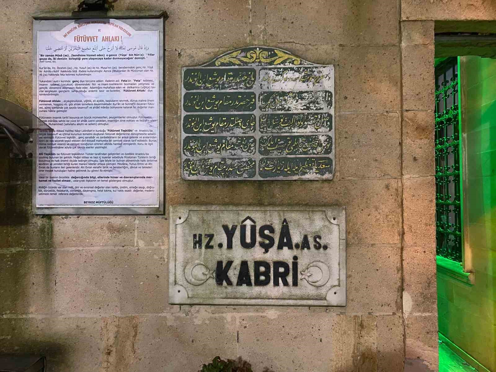 Hz. Yuşa Türbesi’nde  Kandil yoğunluğu