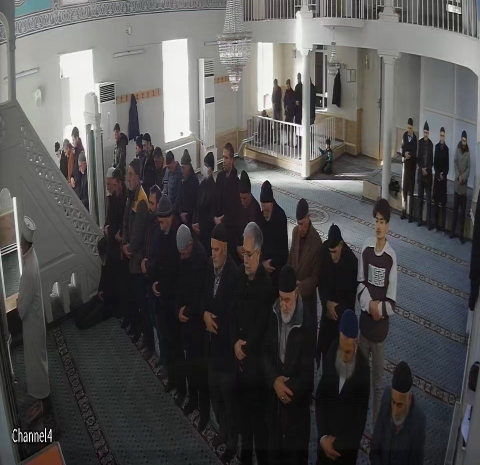 Camiye torpilli saldırı: Namazdaki cemaat büyük korku yaşadı