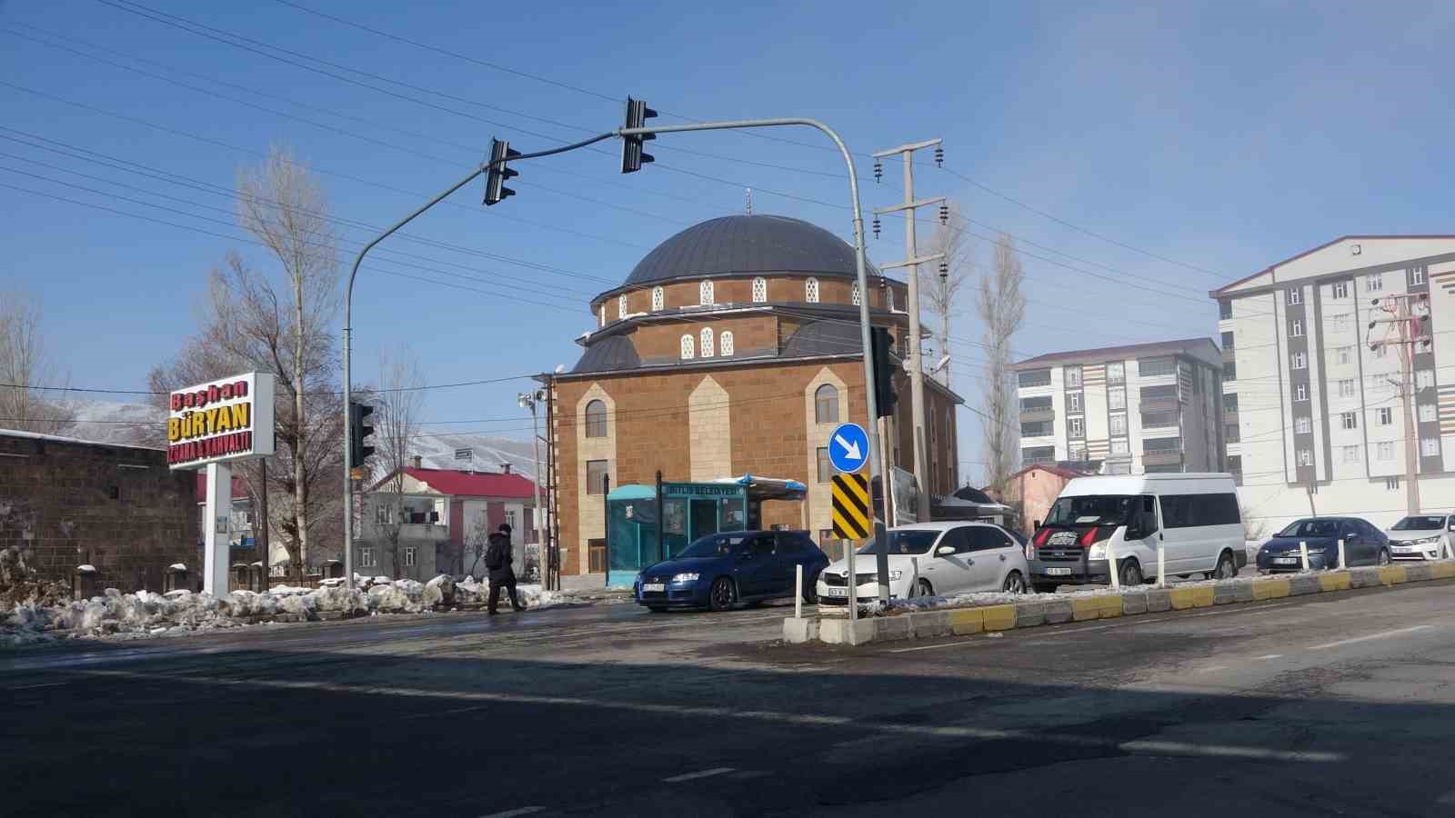 Köye 13 milyon liraya modern cami