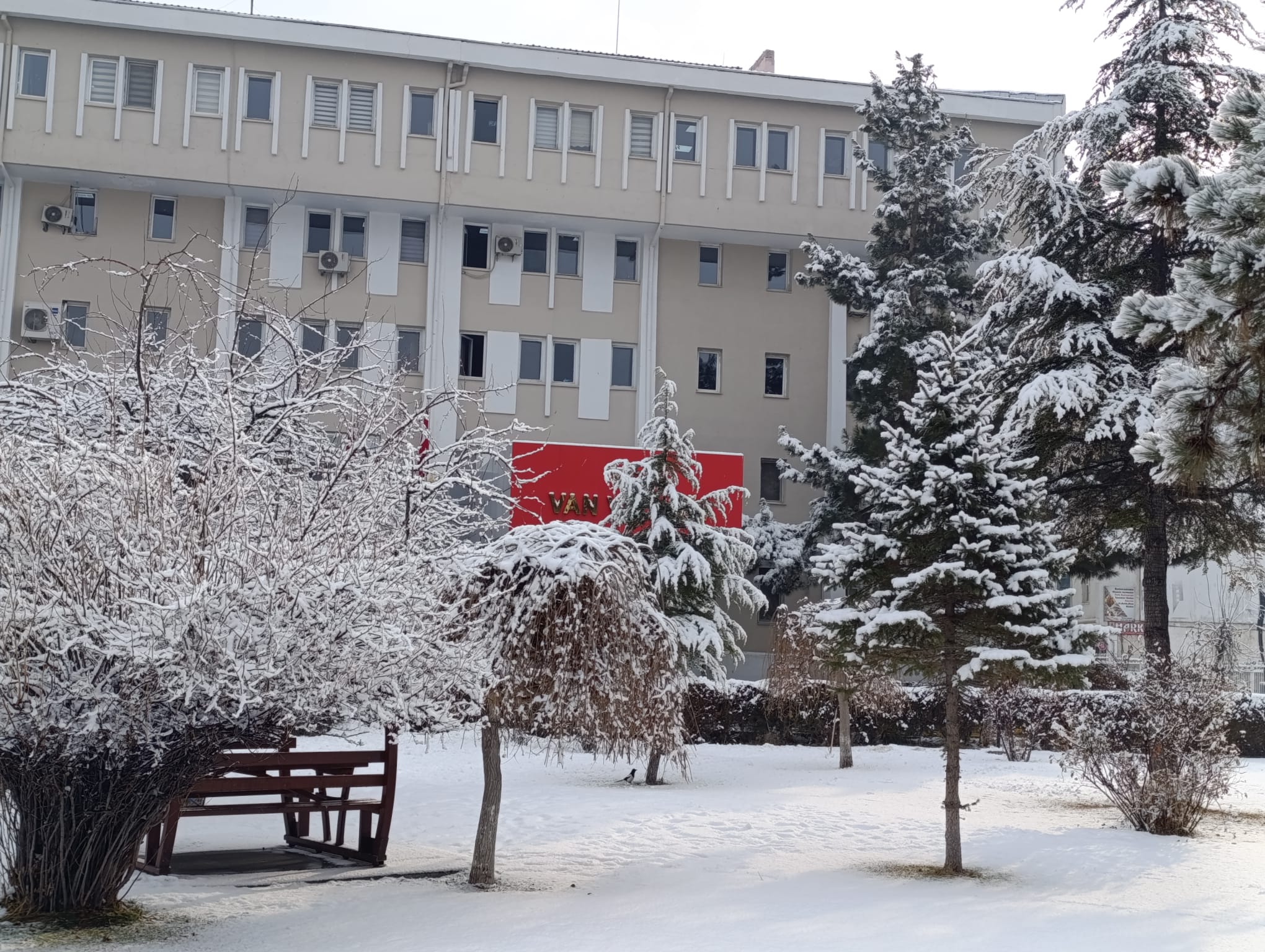 AKOM’dan Van geneli için kar yağışı, gizli buzlanma, don ve sis uyarısı!