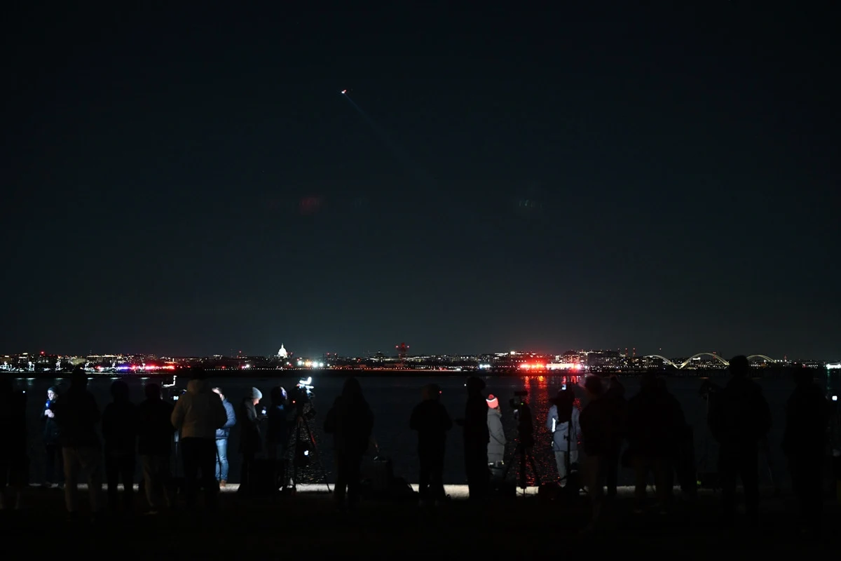 ABD Başkanı Trump uçak kazasında kuleyi suçladı