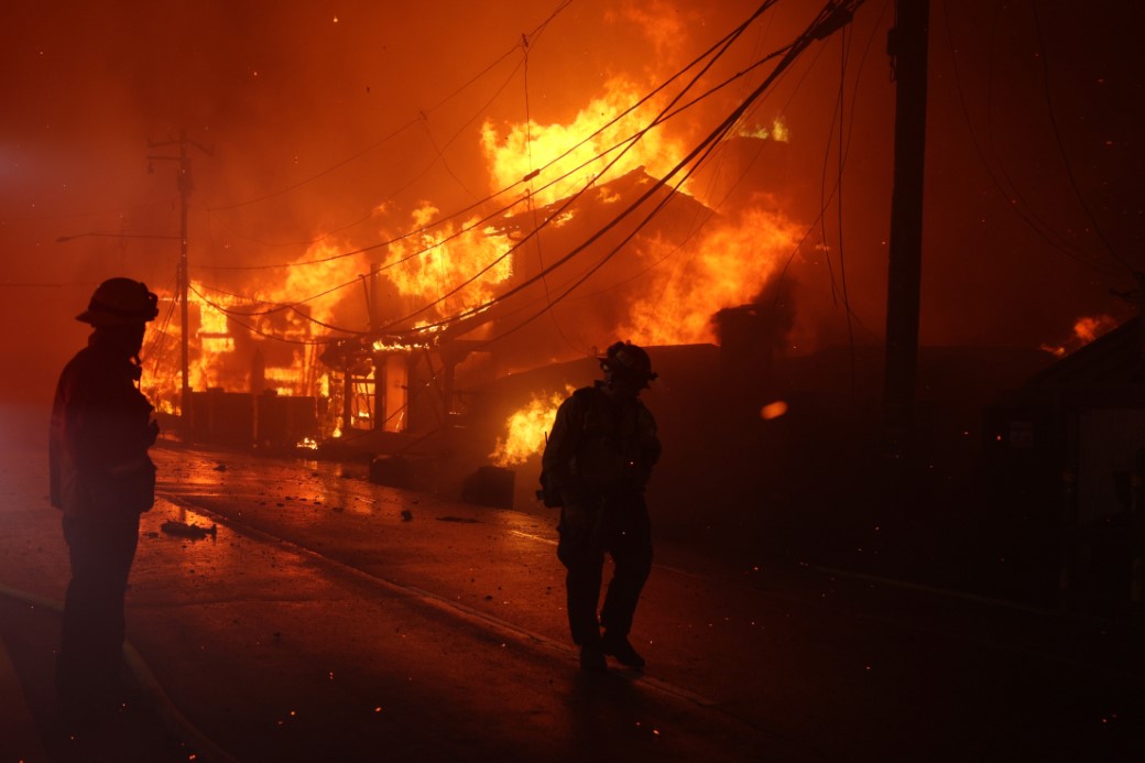 ABD’de yangınların bilançosu artıyor, ölü sayısı 16’ya yükseldi