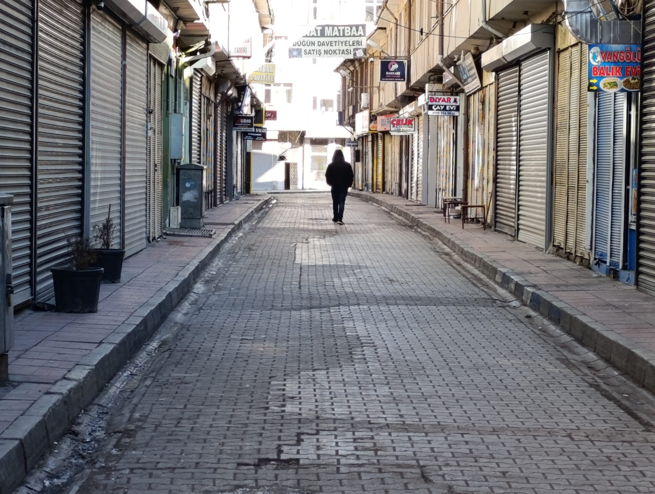 Van’da Pazar Sessizliği: Hareketli Sokaklar Bugün Sakin