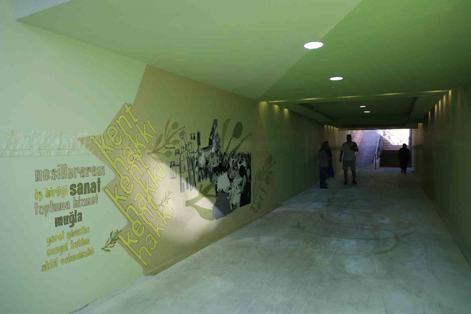 Van’da yaşayan vatandaşlar yaya alt geçidi istiyor