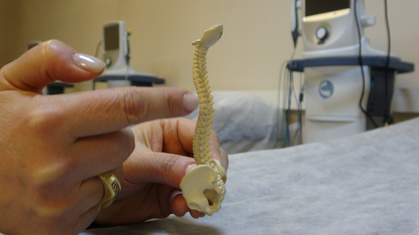 Gençlerde “Cep boyun hastalığı” tehlikesi