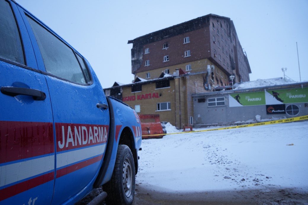 İş Güvenliği Uzmanı Hacı Latif İşcen: “En büyük gaf, yangın merdivenlerinin halılarla kaplı olması’