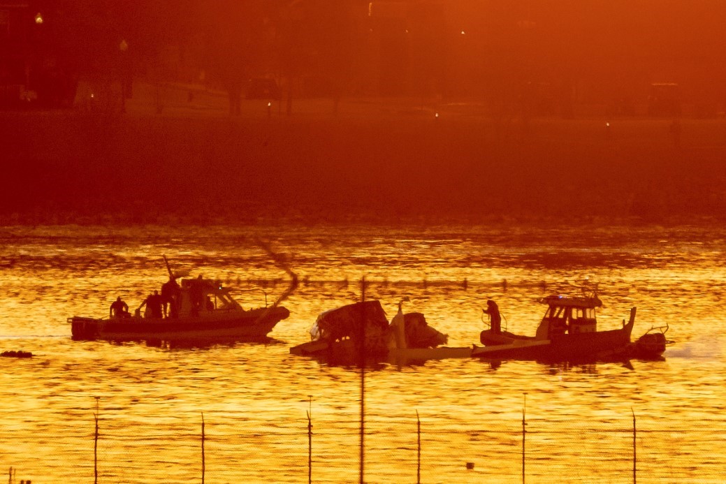 ABD’deki uçak kazasında kurtulan olmadı, can kaybı 67’ye yükseldi