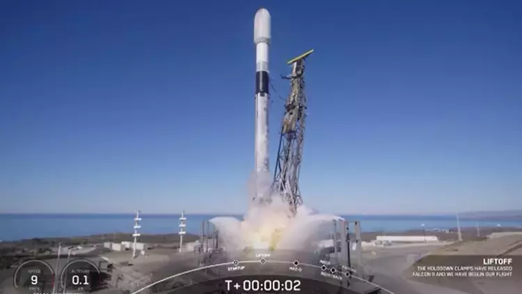 Türkiye’de tarihi anlar! Baykar, ilk uydusunu uzaya fırlattı