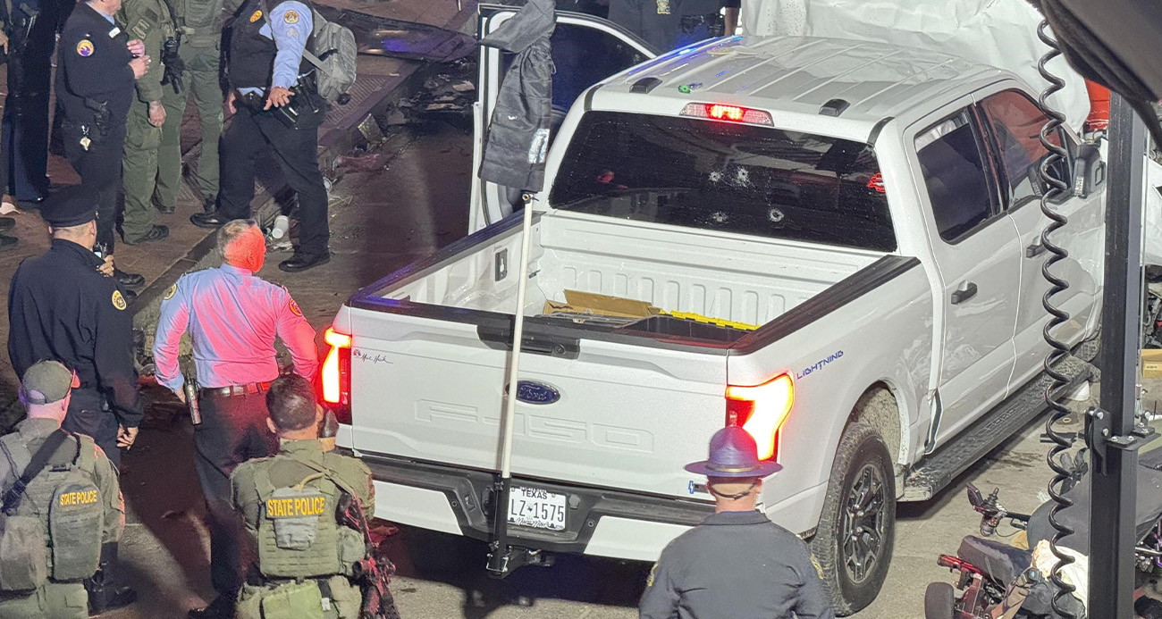 FBI: “New Orleans saldırganı 42 yaşında ABD vatandaşı, aracında DEAŞ bayrağı bulundu”