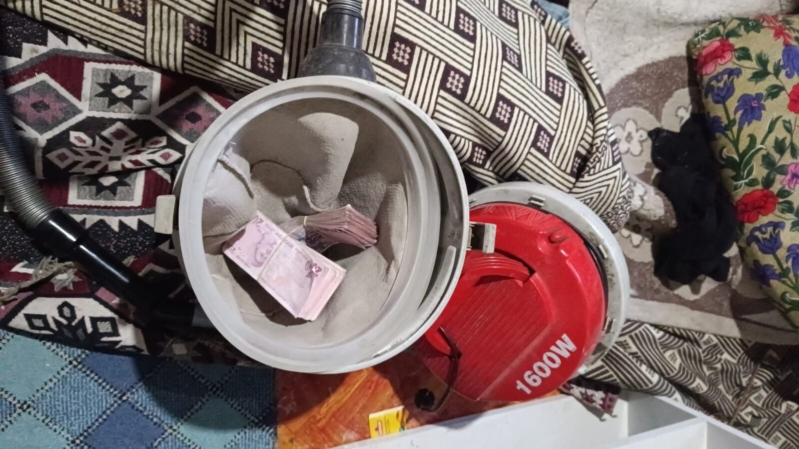 Hırsızlık yapan cezaevi firarisi yakalandı