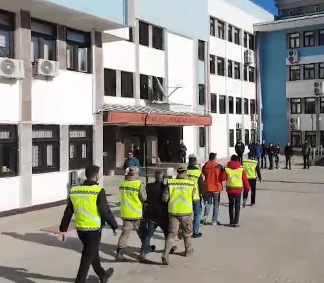 Jandarmadan terör operasyonu: 1 tutuklama