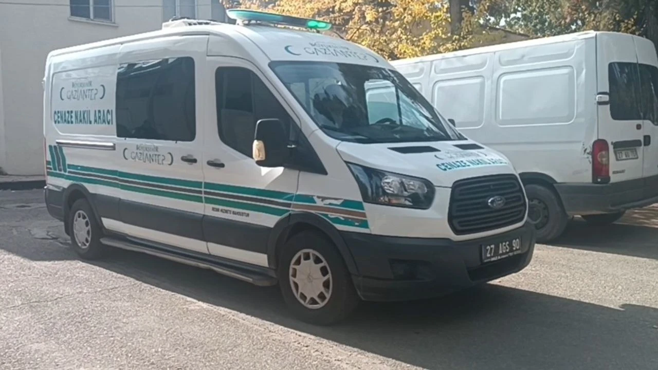 Sahte alkol kullandığı iddia edilen 1 kişi evinde ölü bulundu