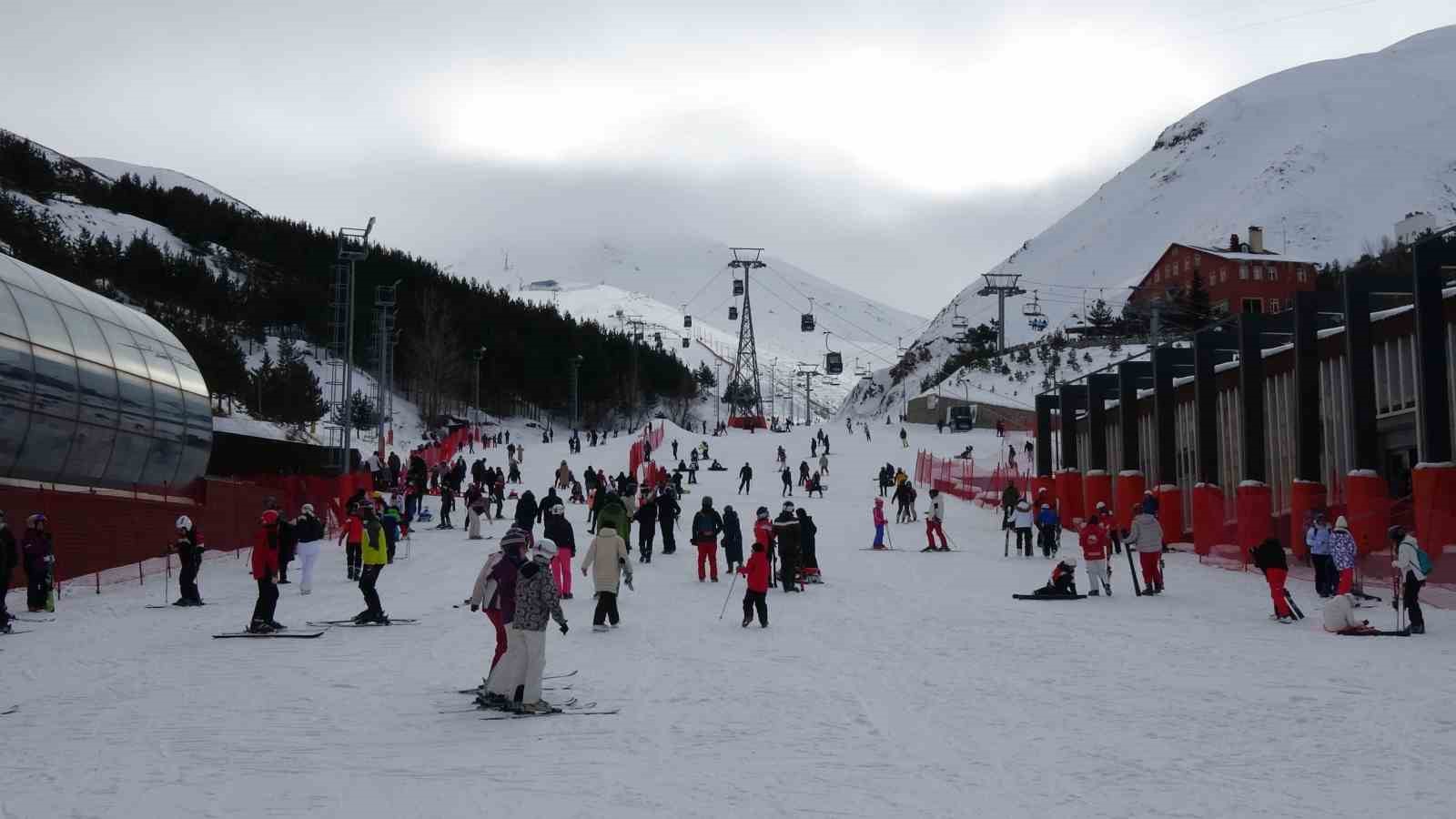 Palandöken sömestir tatilinde ilgi odağı oldu