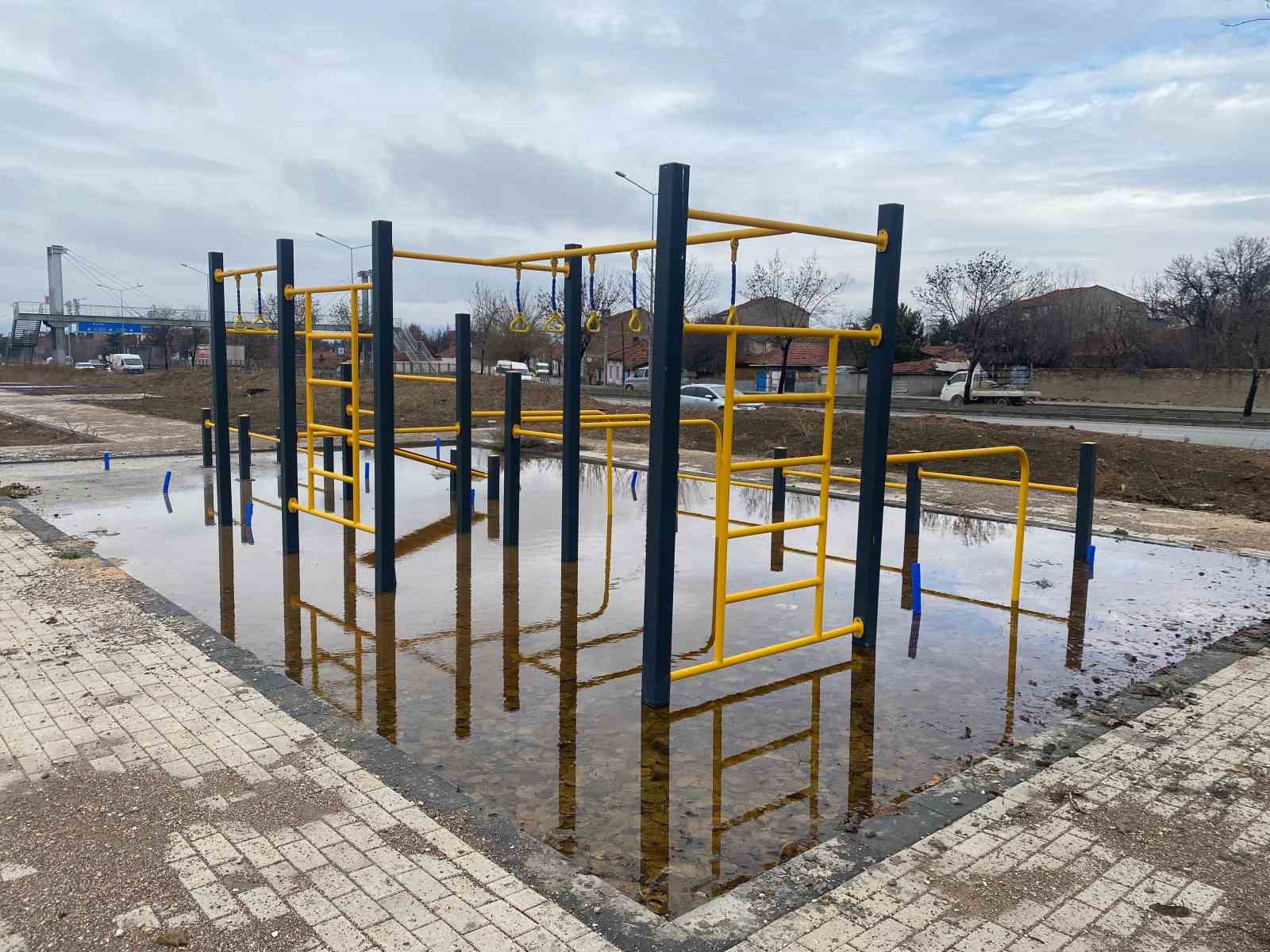 Bu çocuk parkı görenleri şaşırtıyor