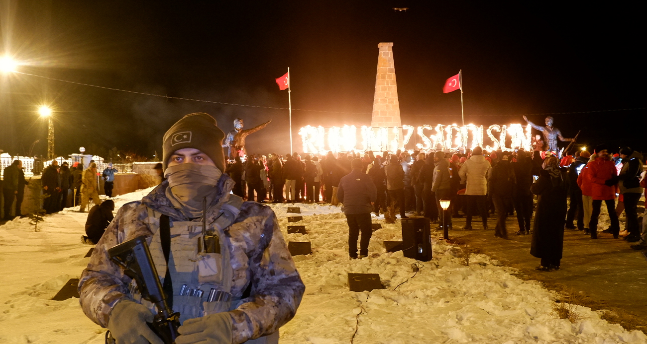 Sarıkamış Şehitleri için dondurucu soğukta yürüdüler