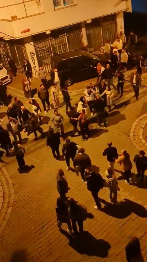 Asker eğlencesinde gençler birbirine girdi