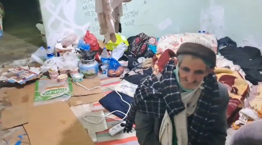 Yaşlı çiftçin evi onarılarak yaşanılacak duruma getirildi