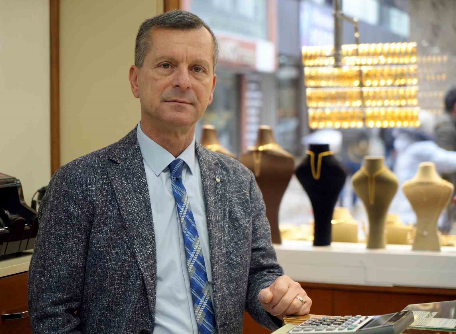 Uzmanından uyarı: “Altın fiyatlarının düşme ihtimali yok”