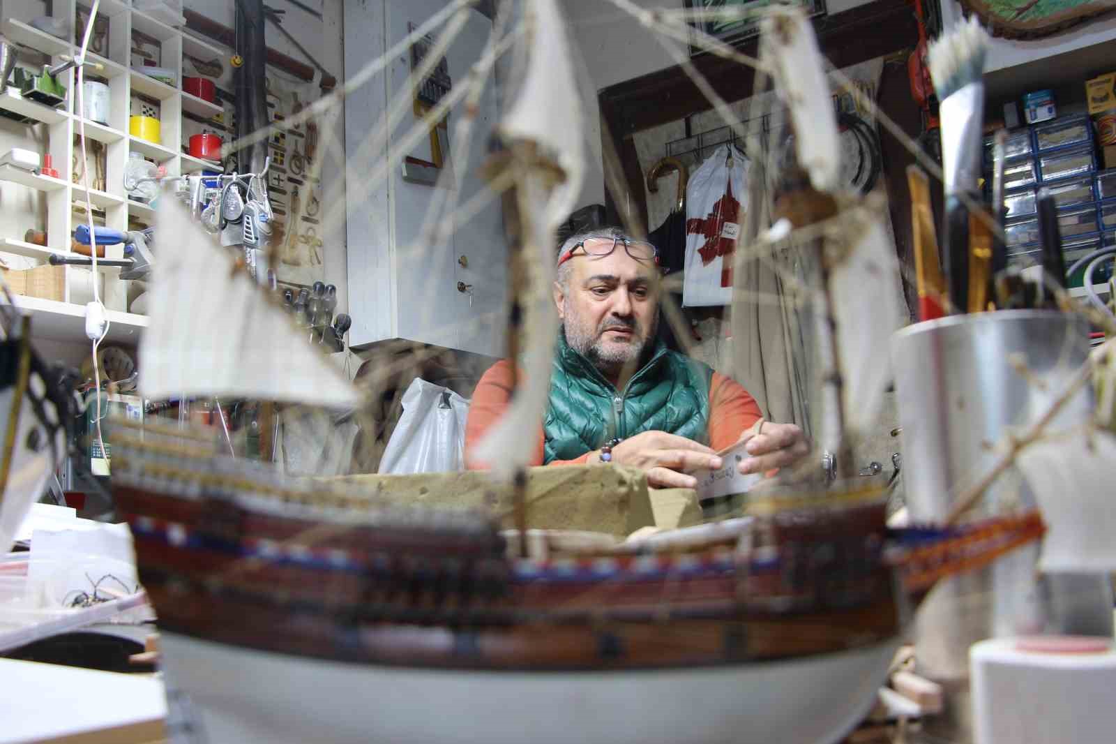 40 metrekarelik dükkandan Amerika’ya gemi maketi gönderiyor