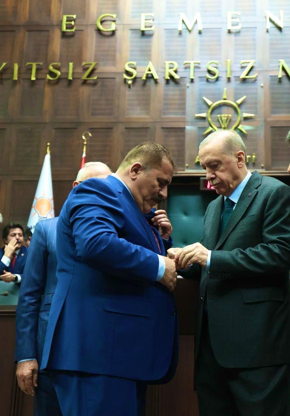 Şırnak’ta bağımsız belediye başkanı AK Parti’ye geçti