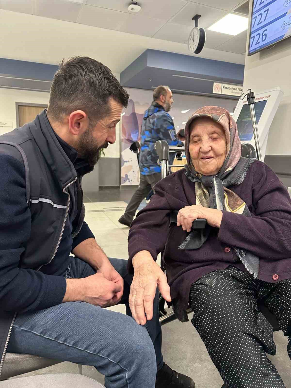 94 yaşındaki Sebile Nine’ye “Alo Evlat Sağlık” hizmeti