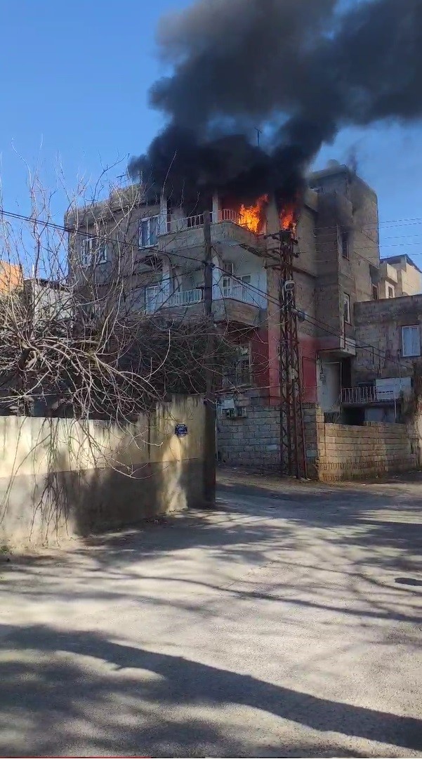 Devrilen soba yangına sebep oldu