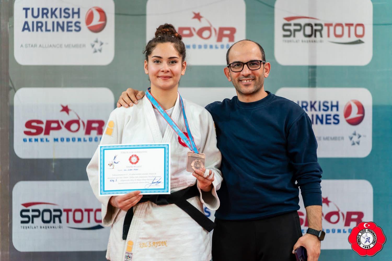 Vanlı Judoka Işıl Sinem 2025 Milli Takım kadrosunda