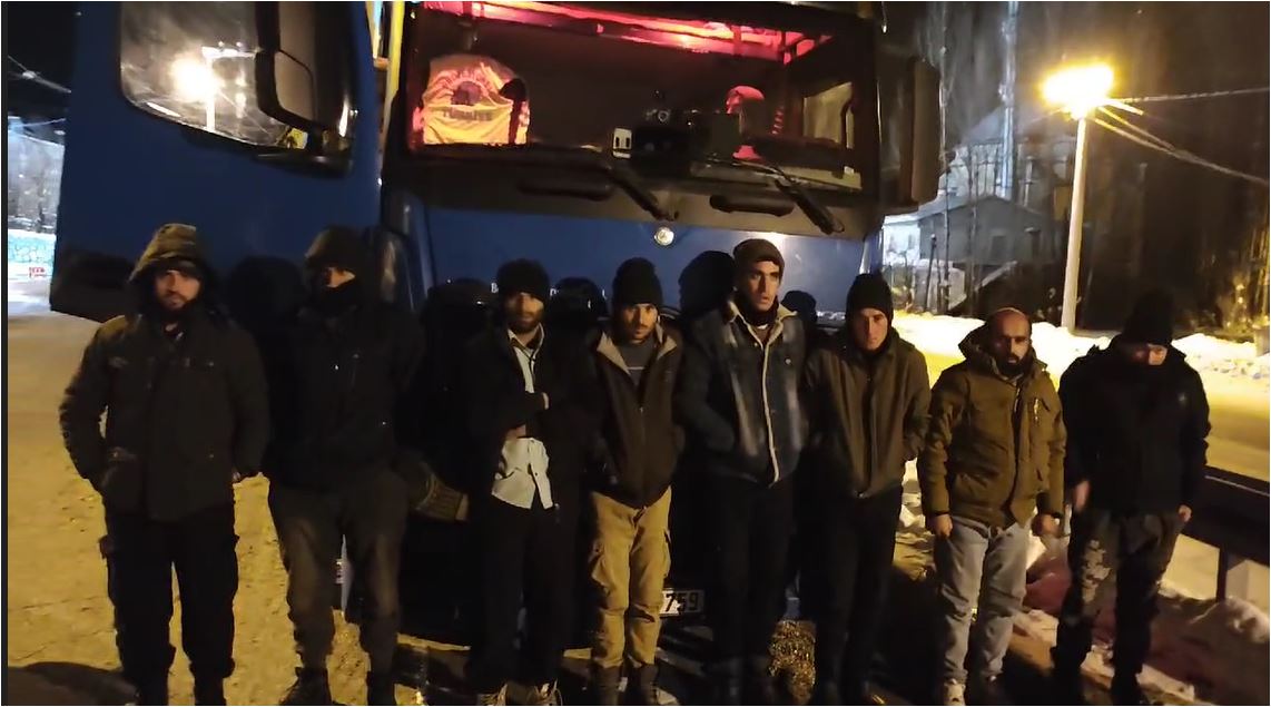 Van’da 8 Afgan göçmen yakalandı