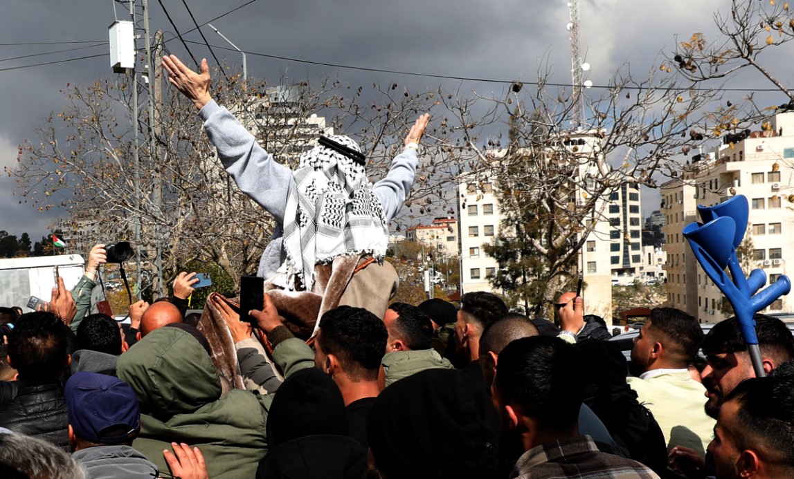 İsrail 183 Filistinliyi serbest bıraktı