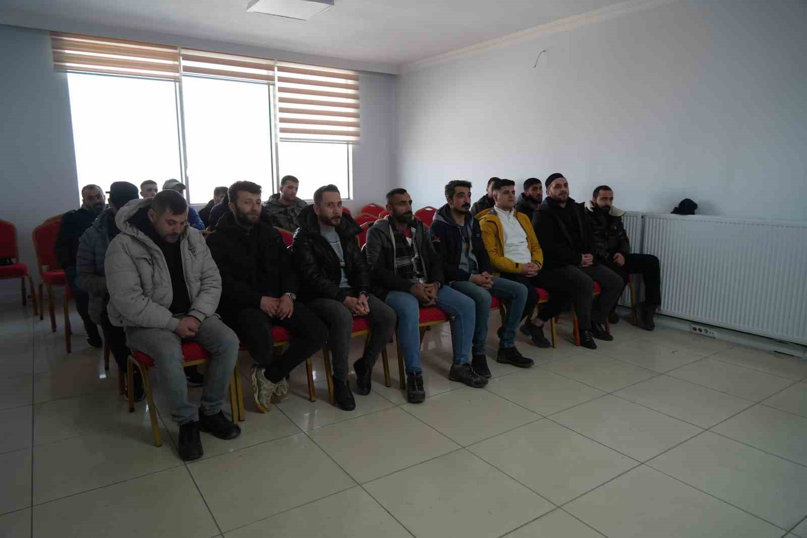 Eski hükümlüler eğitim ve meslek kurslarıyla topluma kazandırılıyor