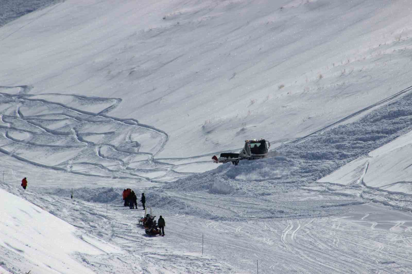 Palandöken’de çığ