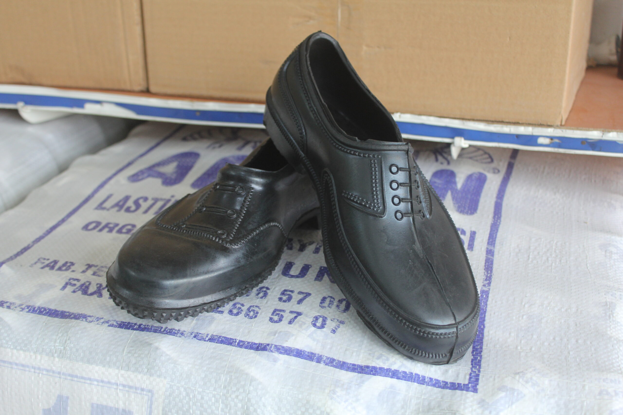 Geleneksel Lastik Ayakkabı “Hotto” 50 Yıldır Ayakta