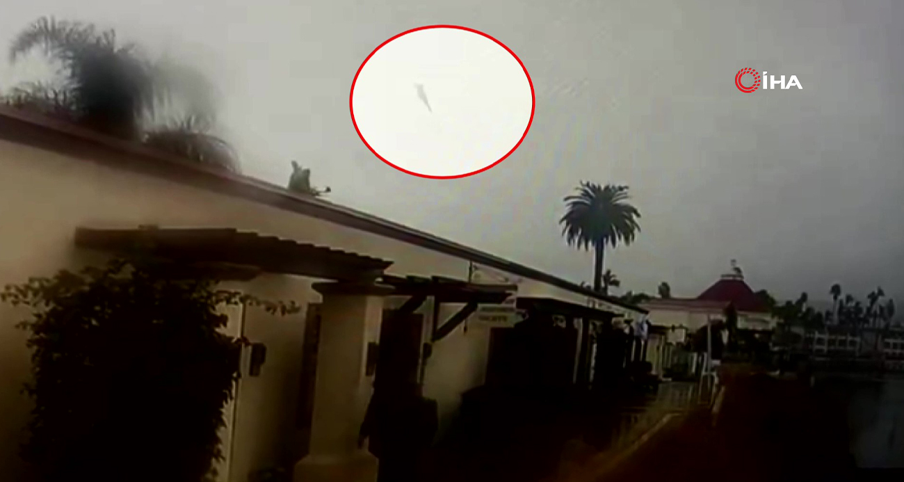 ABD’de askeri uçak kazası: Pilotlar son anda kurtuldu